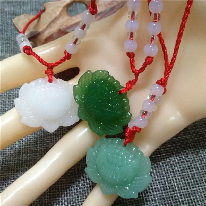 Natural Green Jade Lotus Penda - Necklaces 评论和价格