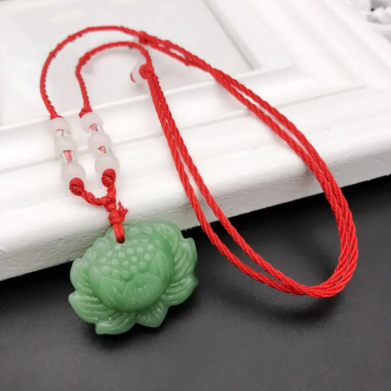 Natural Green Jade Lotus Penda - Necklaces 评论和价格