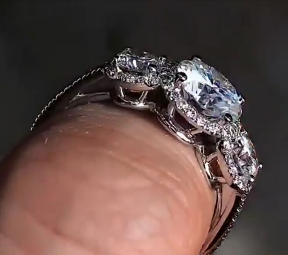 Custom Real Platinum PT950 Wom - Moissanite Engagement Ring 1 Carat 评论和价格